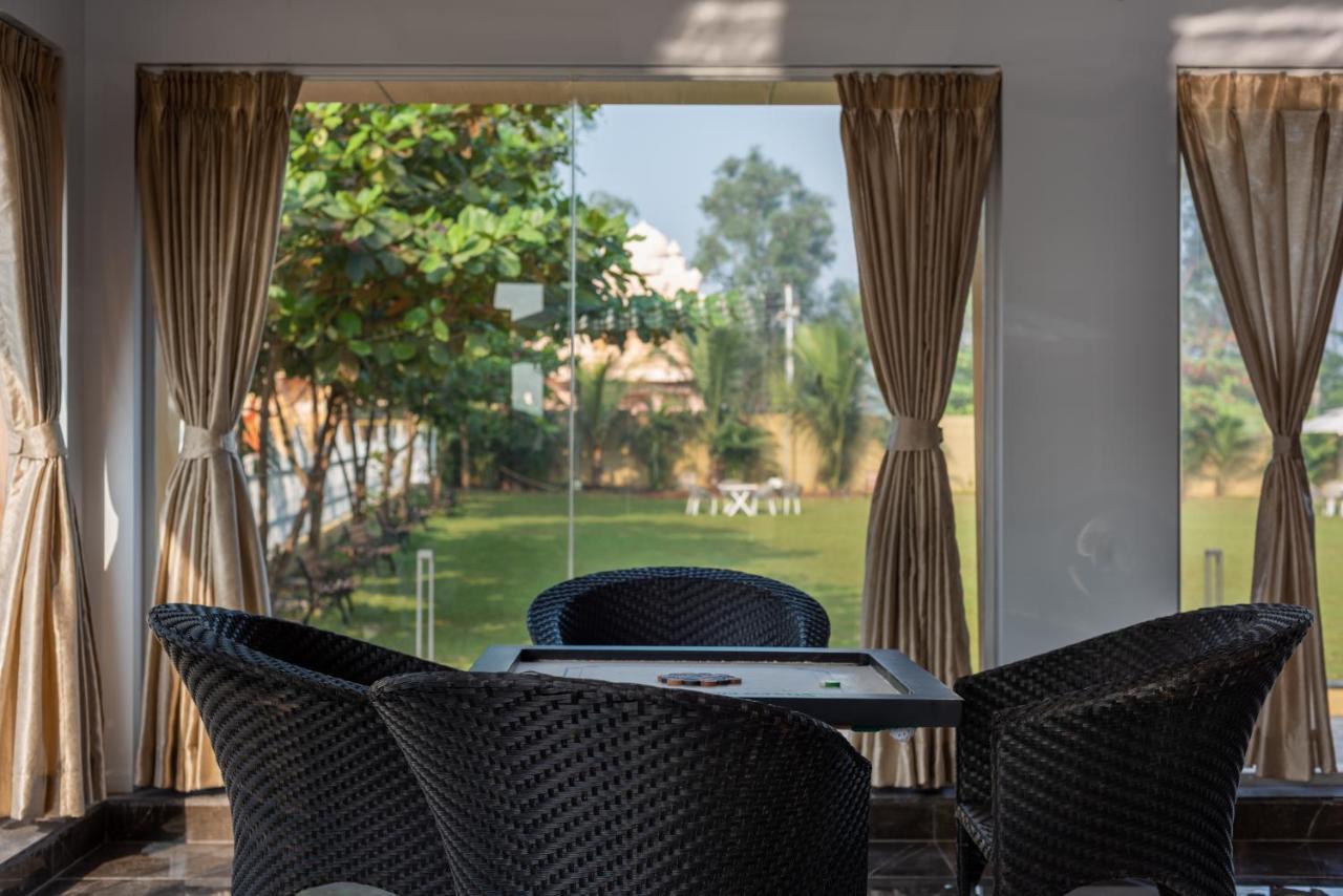 Paramount Riverfront Resort & Spa, Karjat Luaran gambar