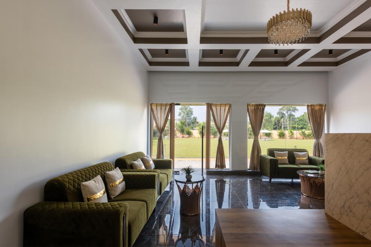 Paramount Riverfront Resort & Spa, Karjat Luaran gambar
