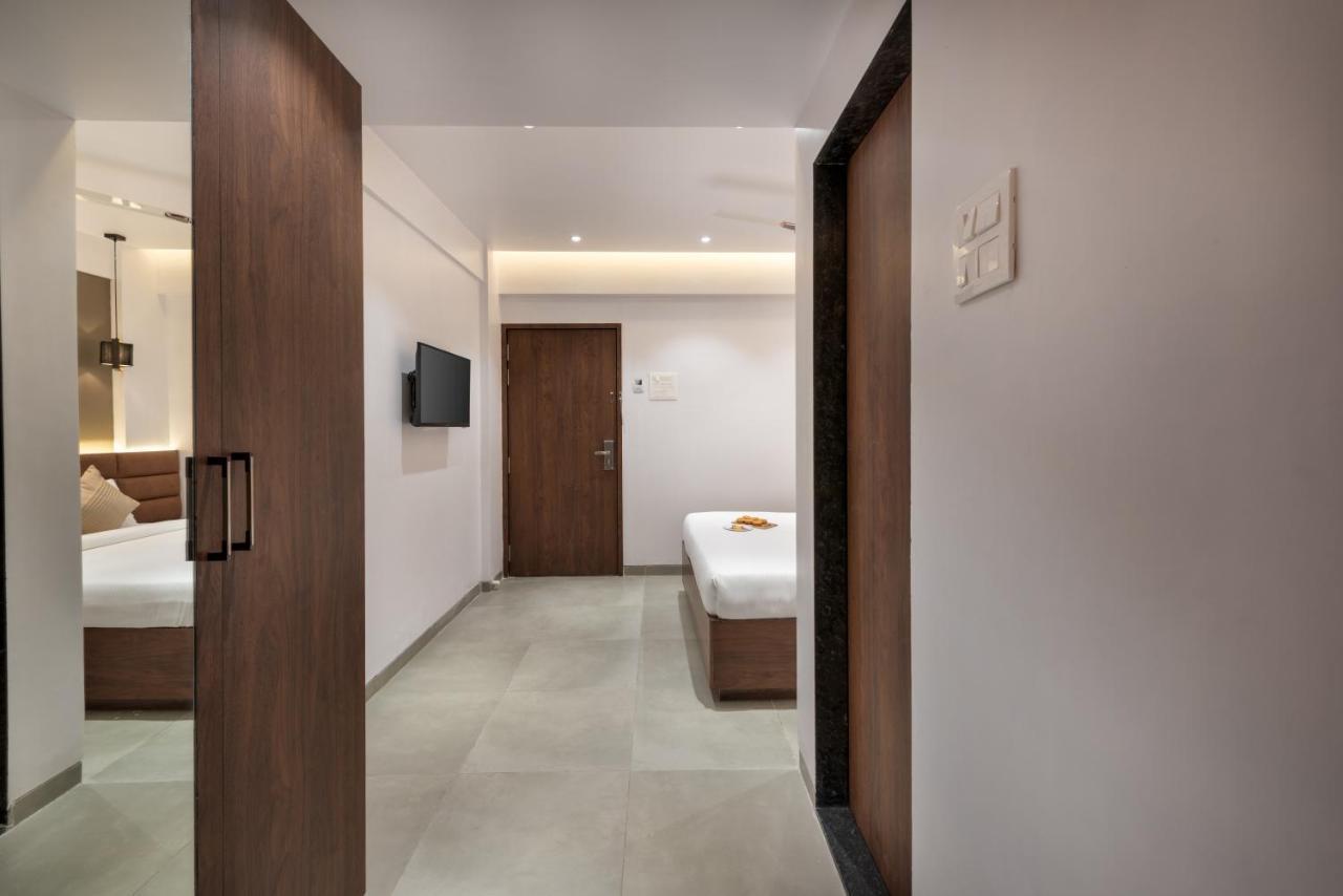 Paramount Riverfront Resort & Spa, Karjat Luaran gambar