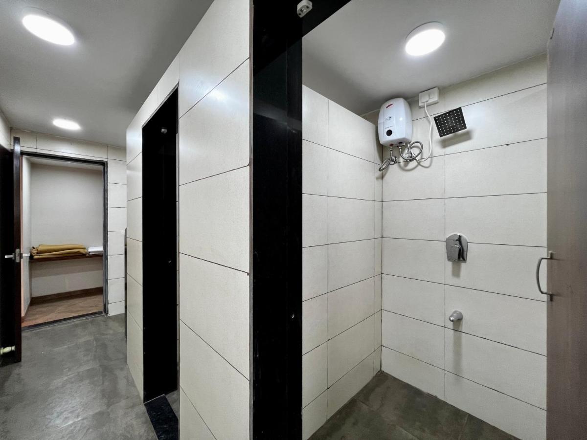 Paramount Riverfront Resort & Spa, Karjat Luaran gambar
