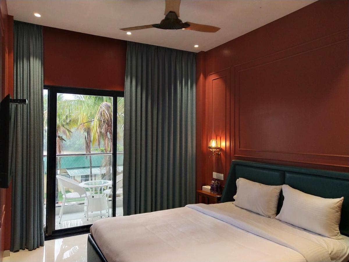 Paramount Riverfront Resort & Spa, Karjat Luaran gambar