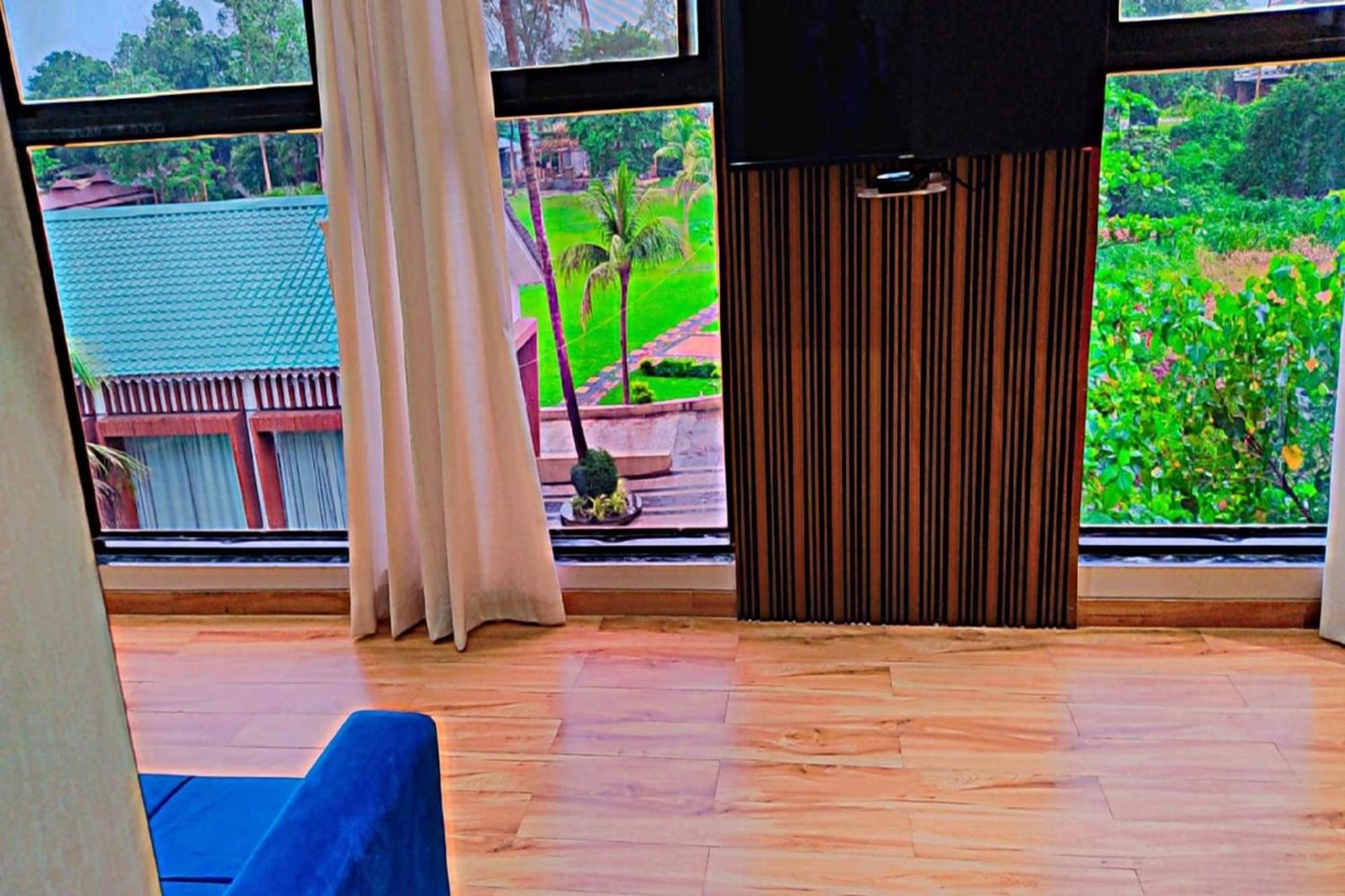 Paramount Riverfront Resort & Spa, Karjat Luaran gambar