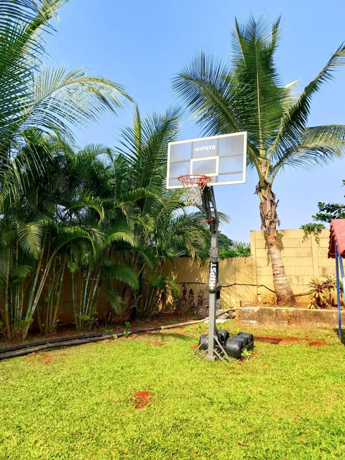 Paramount Riverfront Resort & Spa, Karjat Luaran gambar