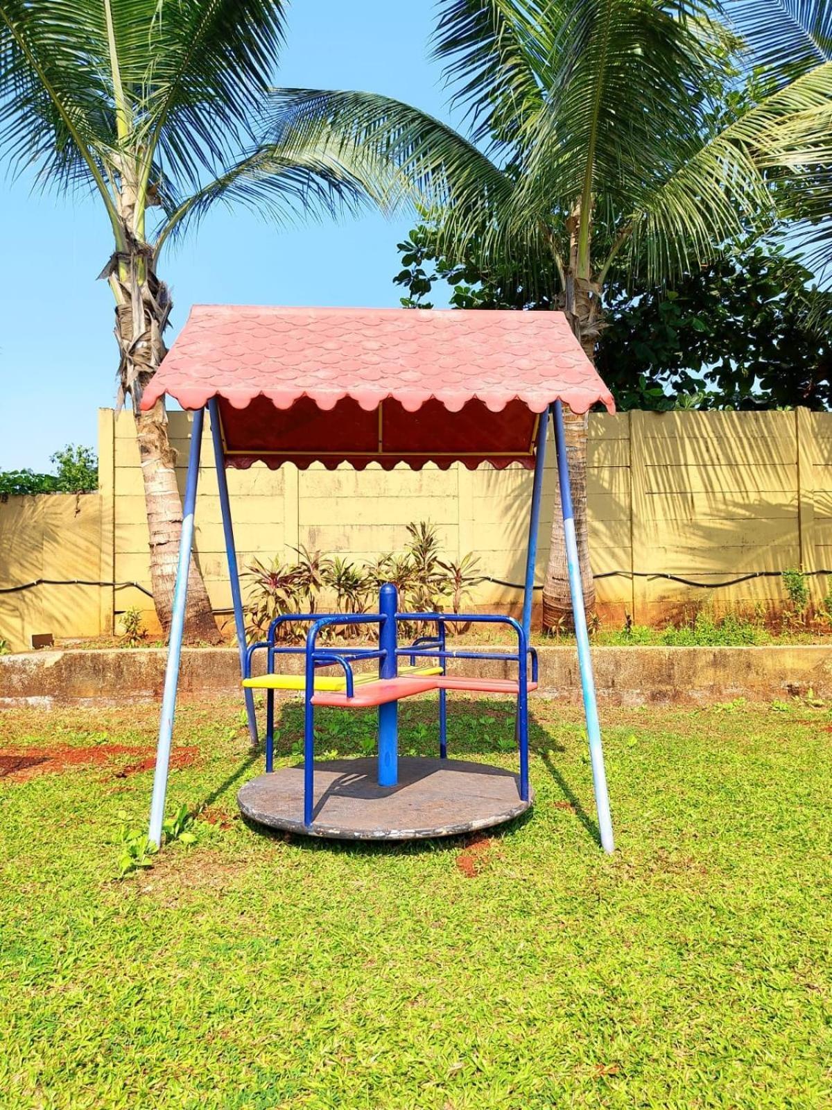 Paramount Riverfront Resort & Spa, Karjat Luaran gambar